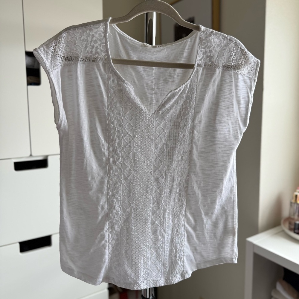 Retrology White Lace Detail Women's Top Size Medium
